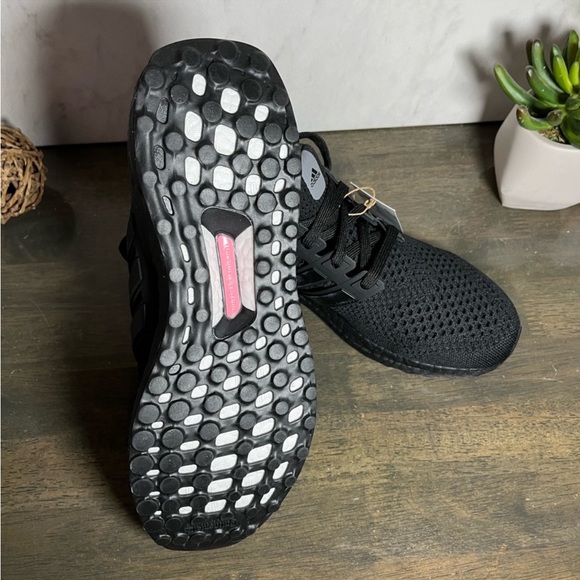adidas UltraBOOST 1.0 DNA Triple Black - Picture 9 of 9